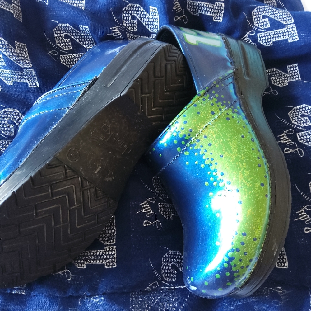Dansko Clogs - Picture 3 of 4